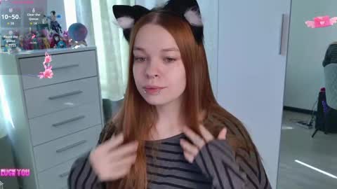 Snapshot of alinabae chatting on 05-02-26, 06:51 Alina and Ben online show from 05-02-26, 06:51