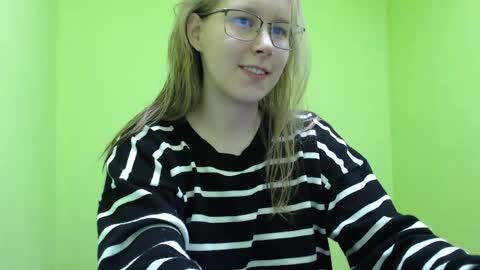 Snapshot of alinasei chatting on 06-01-26, 05:53 alinasei online show from 06-01-26, 05:53
