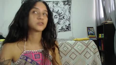 Snapshot of alinawoolf_ chatting on 12-27-24, 10:16 Ali online show from 12-27-24, 10:16