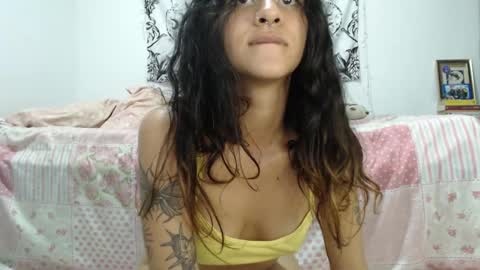 Snapshot of alinawoolf_ chatting on 01-14-25, 05:30 Ali online show from 01-14-25, 05:30