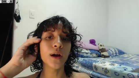 Snapshot of alinawoolf_ chatting on 09-17-25, 01:18 Ali online show from 09-17-25, 01:18