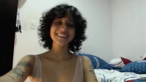 Snapshot of alinawoolf_ chatting on 10-07-25, 11:57 Ali online show from 10-07-25, 11:57