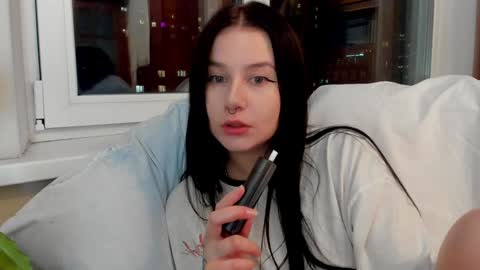 Snapshot of alinegreeeen chatting on 12-22-24, 11:11 Aline Greeeen online show from 12-22-24, 11:11