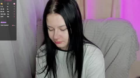 Snapshot of alinegreeeen chatting on 02-05-25, 04:58 Aline Greeeen online show from 02-05-25, 04:58