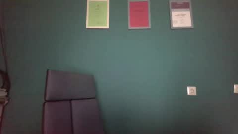 Snapshot of aliprcalica1 chatting on 04-01-26, 01:41 Chris online show from 04-01-26, 01:41