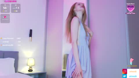 Alisa but you can call me Molli  online show from 01-20-25, 09:43