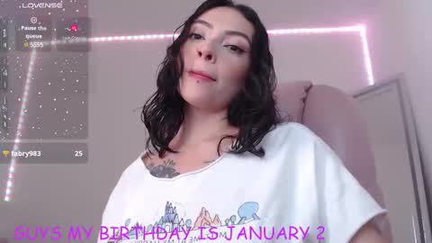 Snapshot of alisa__cain chatting on 12-27-24, 02:43 Alejandra online show from 12-27-24, 02:43
