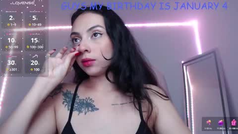Snapshot of alisa__cain chatting on 12-30-24, 08:54 Alejandra online show from 12-30-24, 08:54