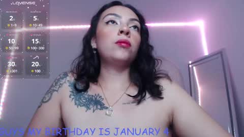 Snapshot of alisa__cain chatting on 01-03-25, 07:49 Alejandra online show from 01-03-25, 07:49