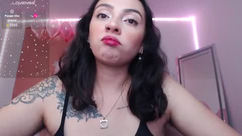 Snapshot of alisa__cain chatting on 01-05-25, 03:11 Alejandra online show from 01-05-25, 03:11