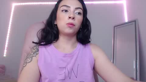 Snapshot of alisa__cain chatting on 02-07-25, 09:05 Alejandra online show from 02-07-25, 09:05