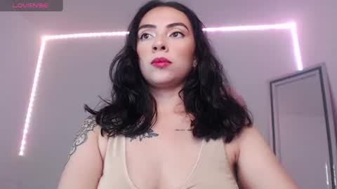 Snapshot of alisa__cain chatting on 03-02-25, 05:44 Alejandra online show from 03-02-25, 05:44