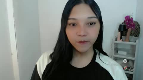 Shanti xhey online show from 04-05-26, 04:37