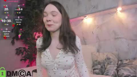 Alisa GMT2 Wen - Sun 10 AM - 4 PM except Monday and Tuesday   online show from 11-02-25, 05:21