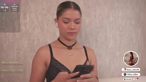     online show from 09-19-25, 02:29