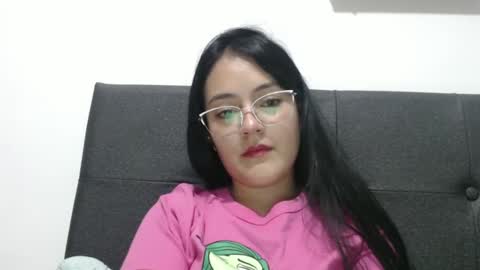 alisha_9997 online show from 09-17-25, 11:50