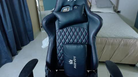 Alisha online show from 04-16-26, 01:45