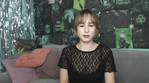 alishakelly online show from 10-26-25, 05:46