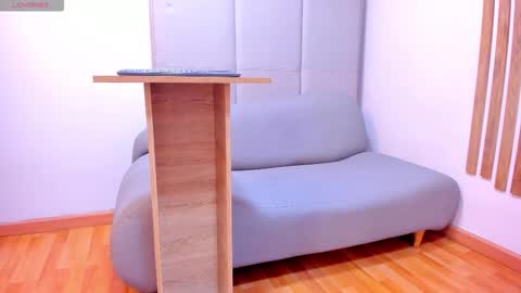           online show from 11-12-25, 12:05