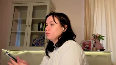 Alisia online show from 03-27-26, 08:26