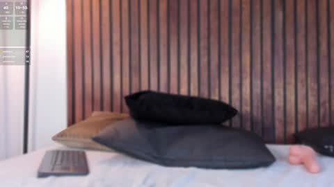 Snapshot of alison222_ chatting on 01-09-25, 10:41 A L I S O N online show from 01-09-25, 10:41