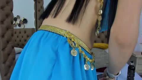 Alison online show from 12-21-25, 12:56