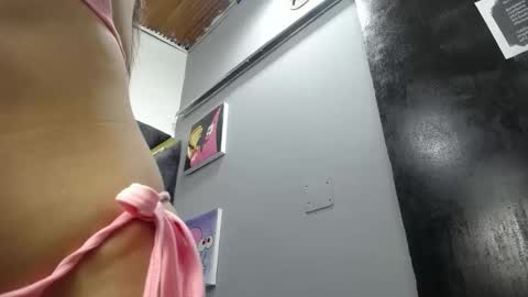 Alison Meiker online show from 04-12-26, 01:32