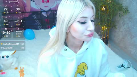 Snapshot of alison_moonlight chatting on 12-25-24, 02:35 Alison online show from 12-25-24, 02:35