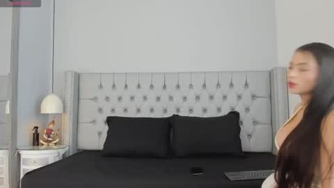 alison_vegaa_ online show from 02-20-26, 04:09