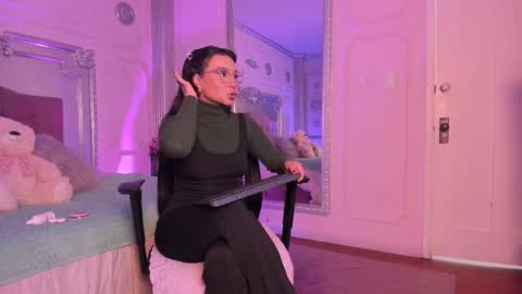 Alison Fishert online show from 01-09-25, 11:58