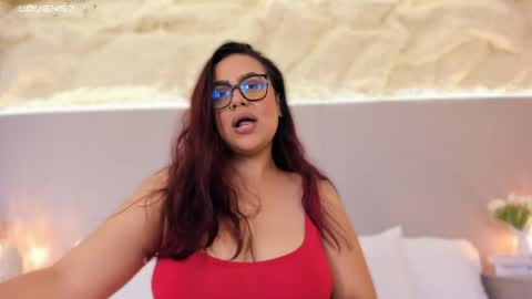 Alison online show from 04-14-26, 03:23