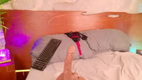 Alison Moon  online show from 07-14-26, 02:05