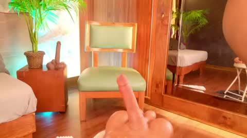 Alison Moon  online show from 07-28-26, 11:48