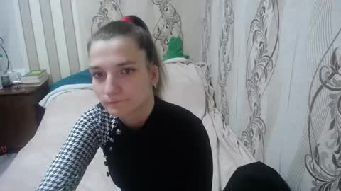 Snapshot of alissaclentx chatting on 10-27-25, 09:41 alissaclentx online show from 10-27-25, 09:41