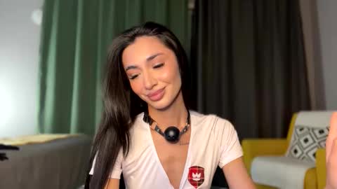 Alissa online show from 10-31-25, 06:31