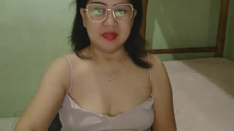 Snapshot of alissalove18 chatting on 04-25-26, 03:09 alissalove18 online show from 04-25-26, 03:09