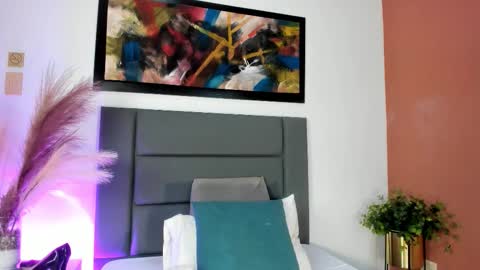 Snapshot of alissanix chatting on 02-22-26, 04:27 AlissaNix online show from 02-22-26, 04:27