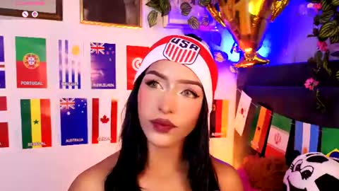 Snapshot of alisse_xx chatting on 06-21-26, 02:25 alisse_xx online show from 06-21-26, 02:25