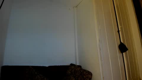 Snapshot of alisson369_ chatting on 04-23-26, 08:35 Alisson369 online show from 04-23-26, 08:35