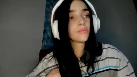 Snapshot of alisson369_ chatting on 05-04-26, 10:00 Alisson369 online show from 05-04-26, 10:00