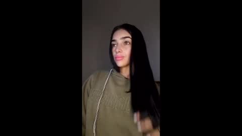 Snapshot of alisson369_ chatting on 05-14-26, 08:10 Alisson369 online show from 05-14-26, 08:10