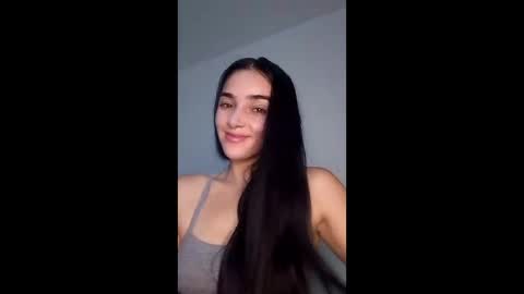 Snapshot of alisson369_ chatting on 05-20-26, 01:39 Alisson369 online show from 05-20-26, 01:39