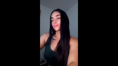Snapshot of alisson369_ chatting on 05-22-26, 07:59 Alisson369 online show from 05-22-26, 07:59