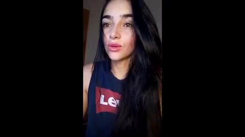 Snapshot of alisson369_ chatting on 05-27-26, 09:17 Alisson369 online show from 05-27-26, 09:17