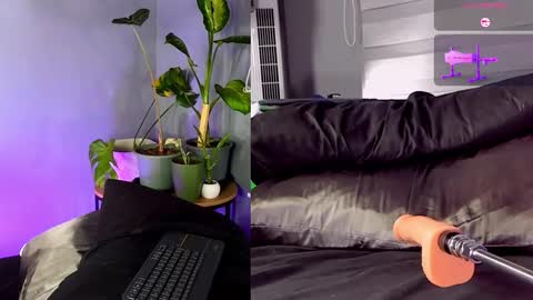 A  L  I  S  S  O  N online show from 12-19-25, 11:12