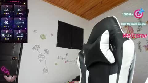 Alisson hoffman05 online show from 10-24-25, 01:51