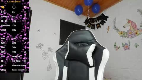 Snapshot of alisson_hoffman05 chatting on 05-08-26, 06:46 Alisson hoffman05 online show from 05-08-26, 06:46