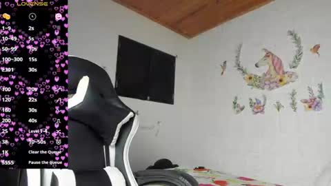 Snapshot of alisson_hoffman05 chatting on 07-01-26, 11:04 Alisson hoffman05 online show from 07-01-26, 11:04