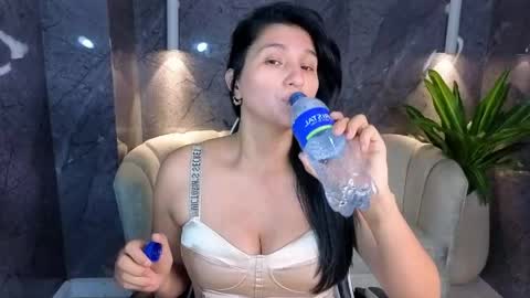 alisson_tx_ online show from 05-21-26, 09:16