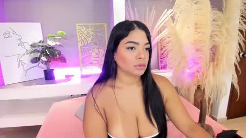 Snapshot of alissongreyns chatting on 04-30-26, 12:11 Alisson Greeey online show from 04-30-26, 12:11